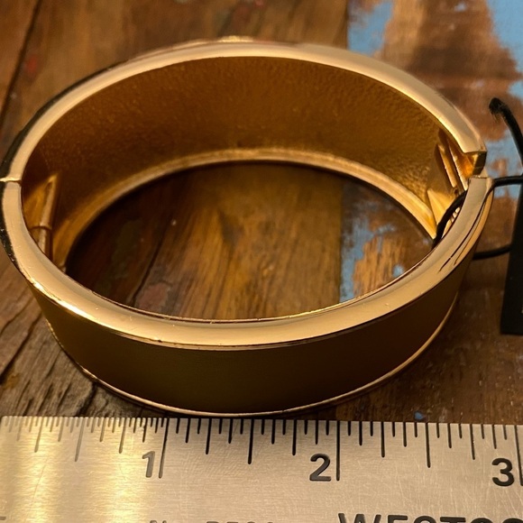 nOir Hinged Cuff Bracelet - Picture 7 of 7